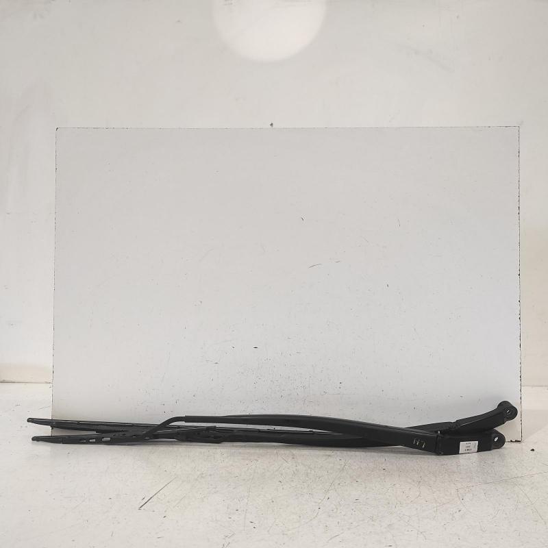 wiper arm