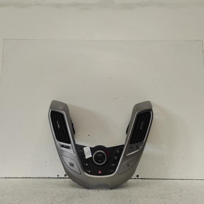 heater/aircon controls