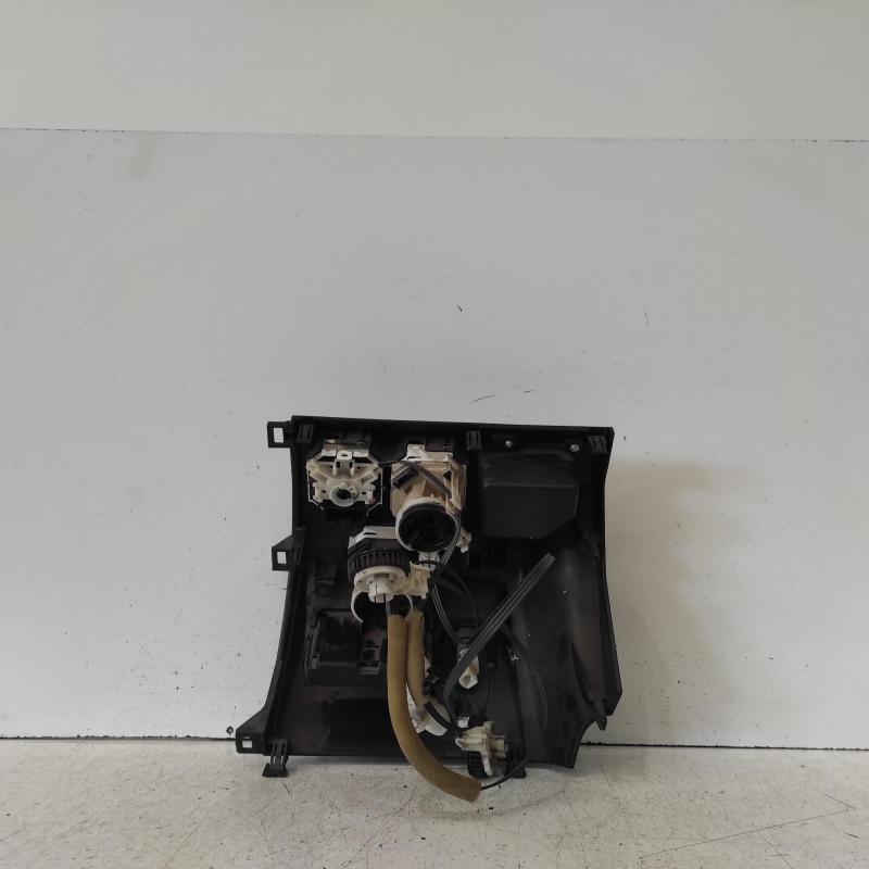 heater/aircon controls