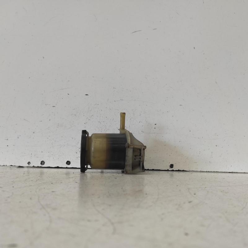 power steering reservoir