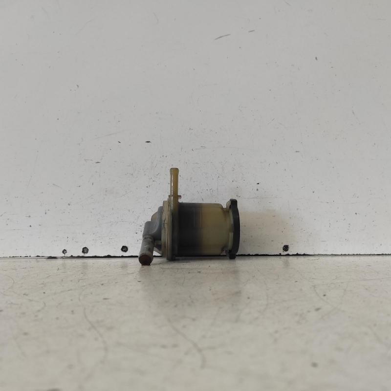 power steering reservoir