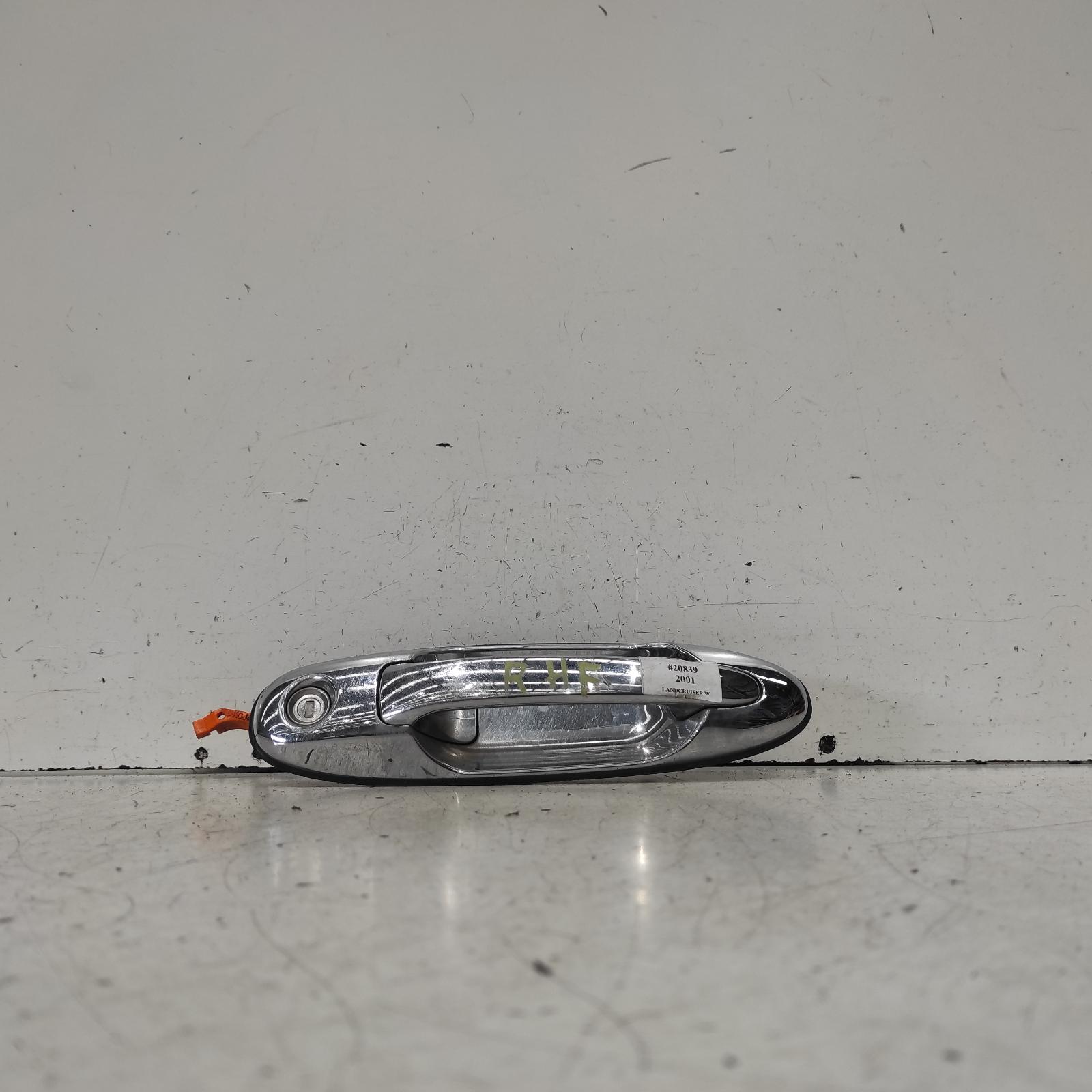 Landcruiser Door Handle 1998-2007 100 series,outer,rh front,chrome,01/98-10/07 00020839 #623864