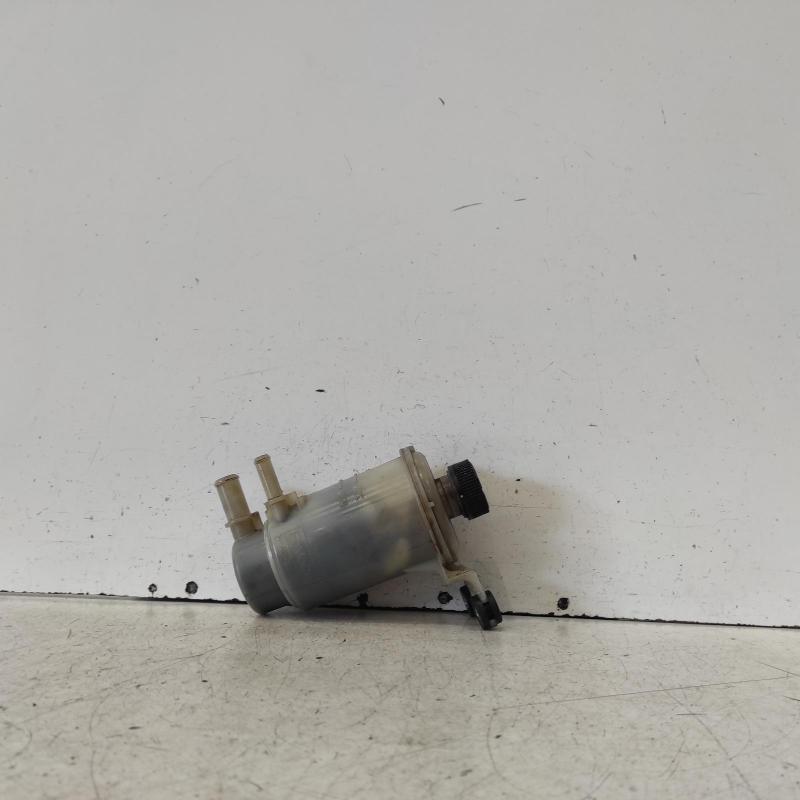 power steering reservoir