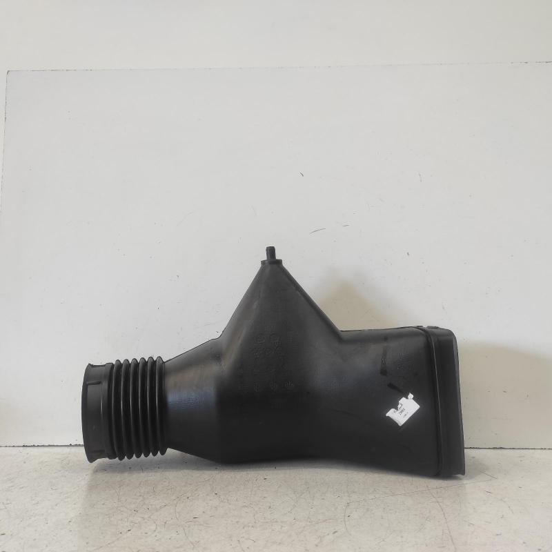 air cleaner duct/hose