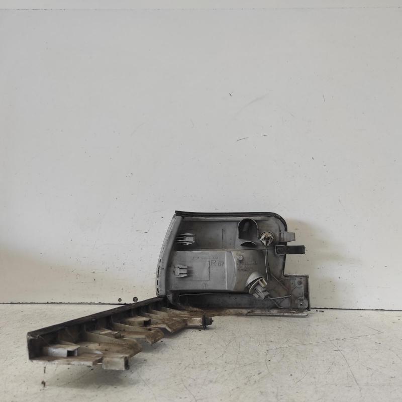 indicator/fog/side right