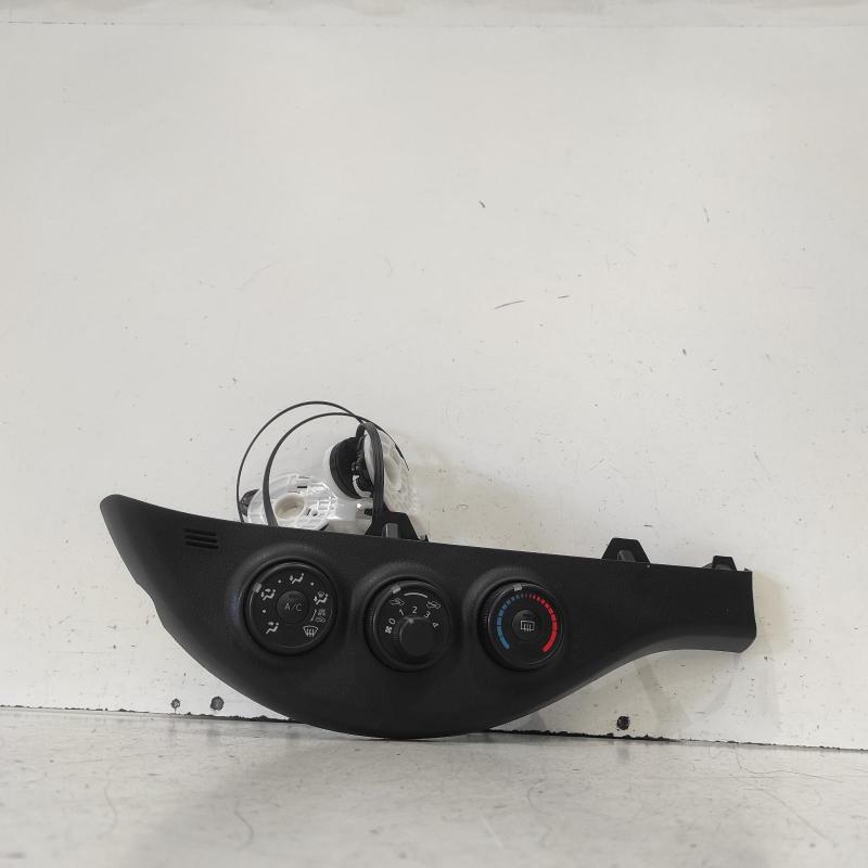 heater/aircon controls