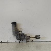 clutch master cylinder