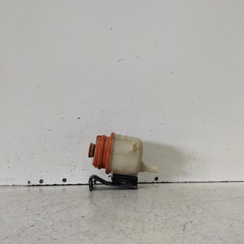 power steering reservoir