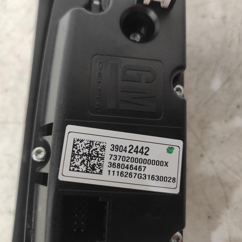 heater/aircon controls