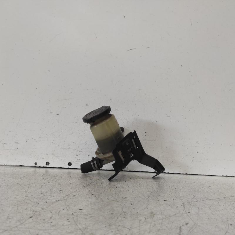 power steering reservoir