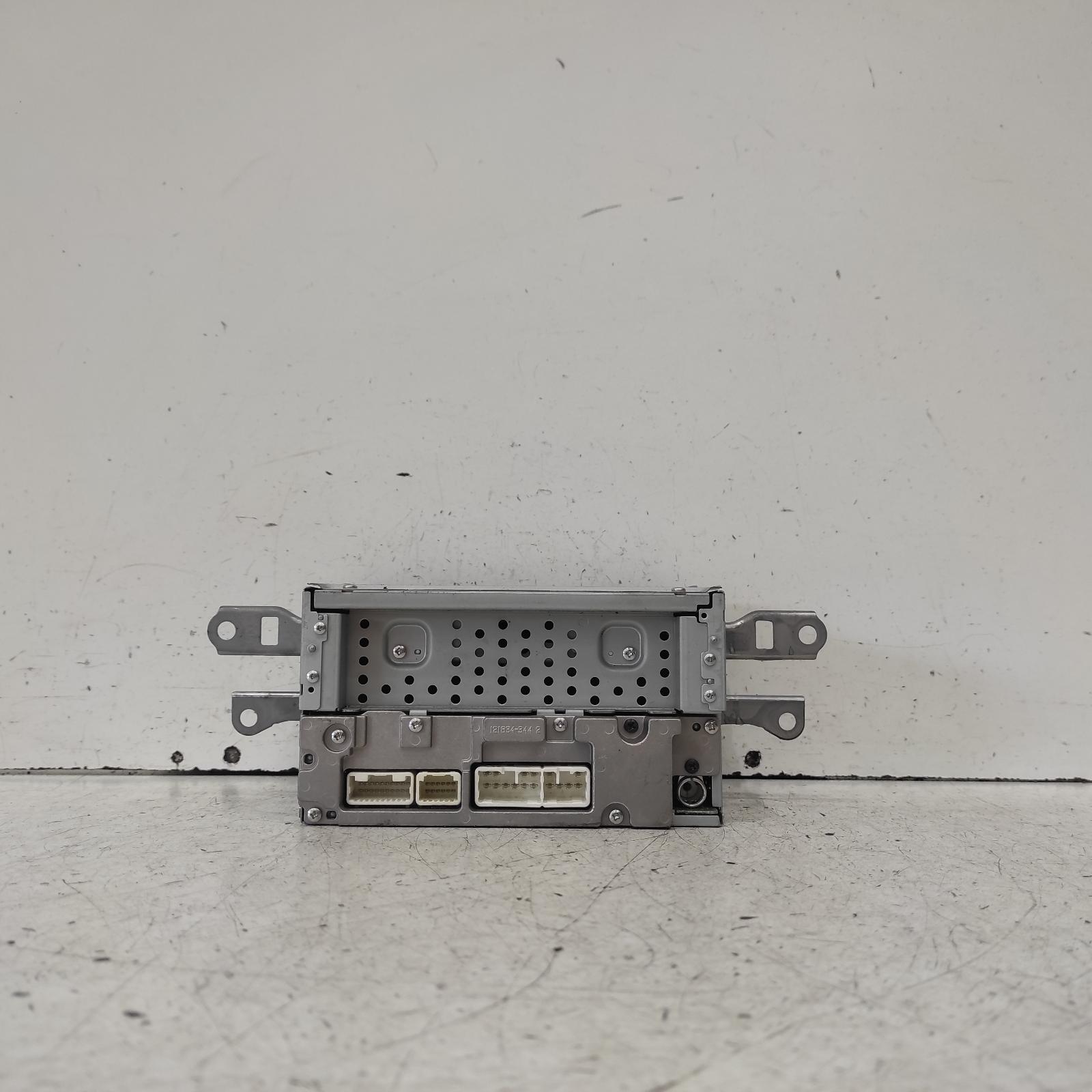 Corolla Stereo/head Unit 2007-2013 radio/cd player,zre152/153r,chrome button,03/07-10/13 00020942 #625450