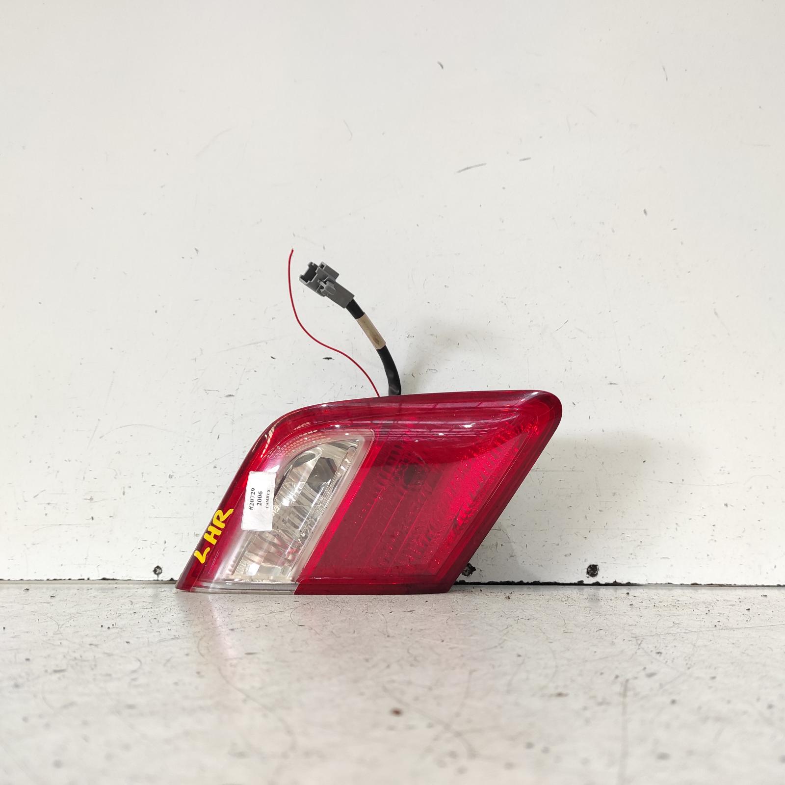 Camry Rear Garnish 2006-2009 bootlid lamp (lh side),acv40/sportivo,06/06-06/09 00020729 #625563