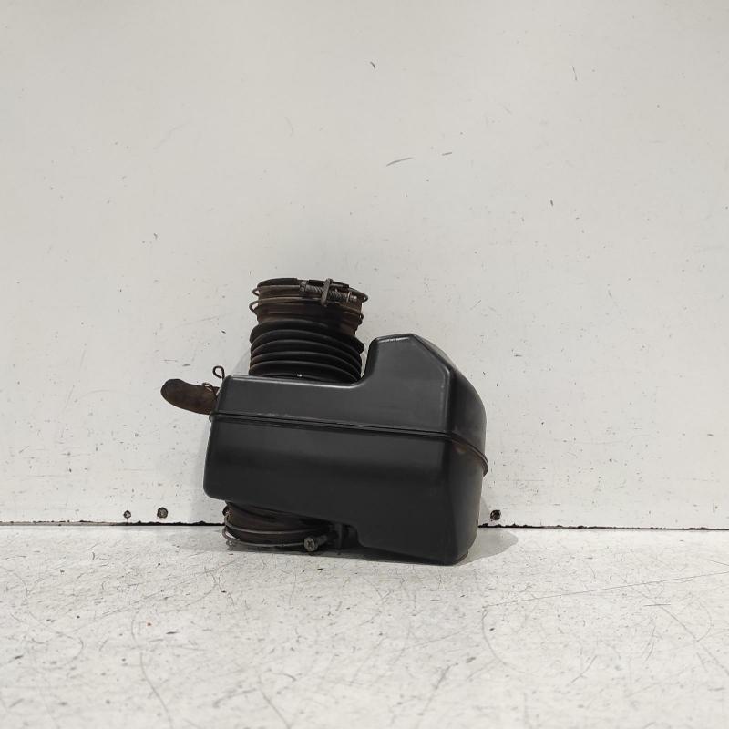 air cleaner duct/hose