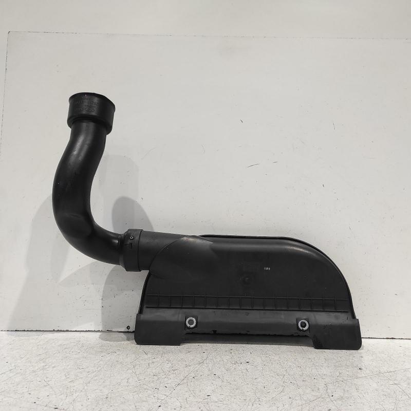 air cleaner duct/hose