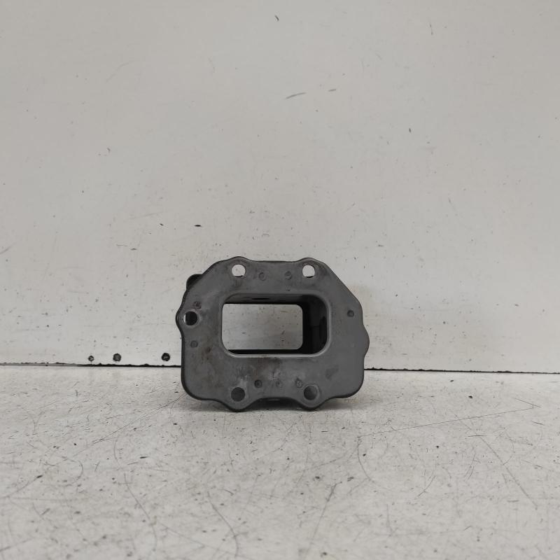 bar reinforcement/bracket front