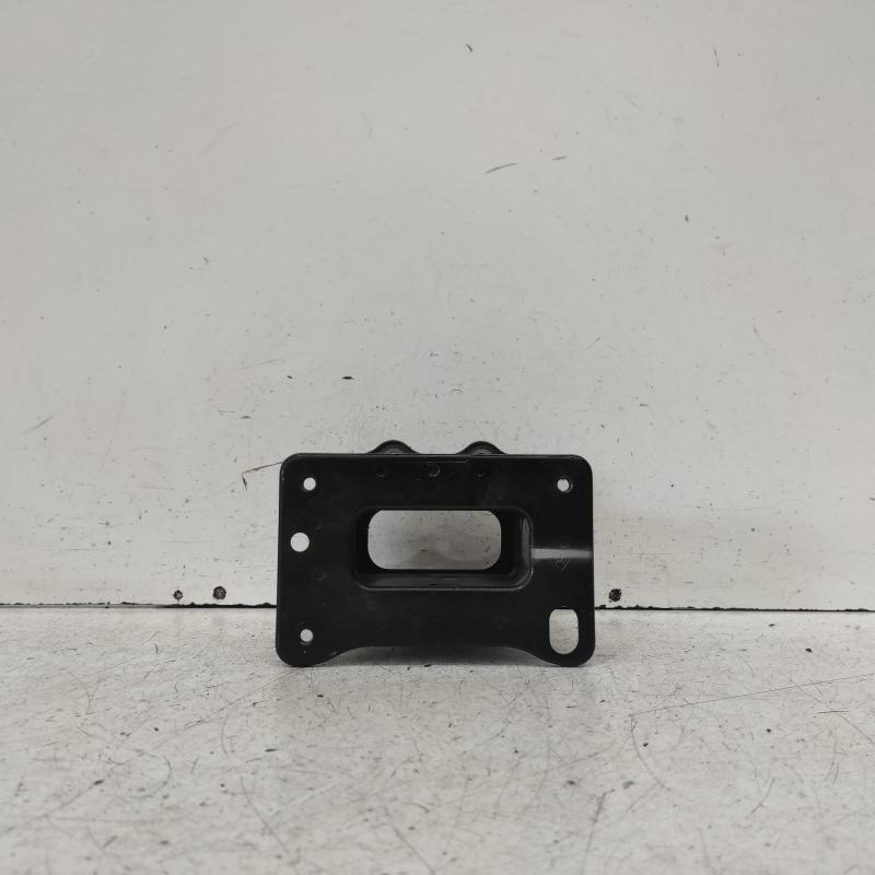 bar reinforcement/bracket front