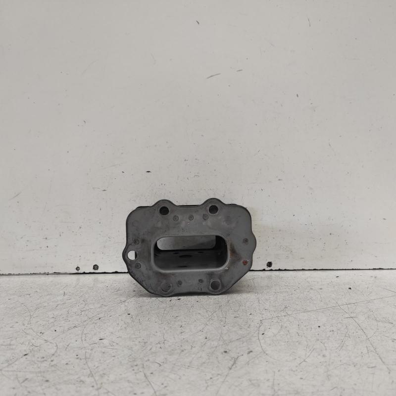 bar reinforcement/bracket front