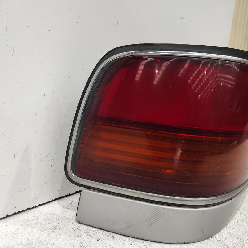 taillight left