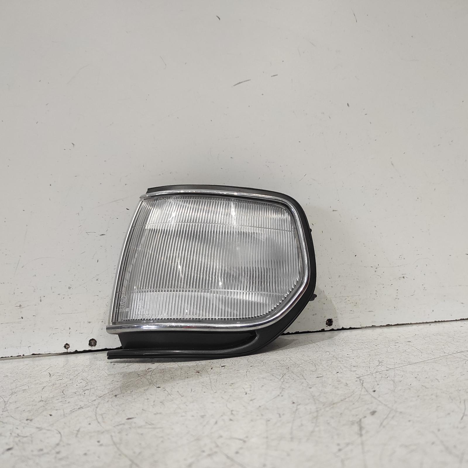 Landcruiser Indicator/fog/side Left 1995-1998 80 series,corner lamp,gxl,chrome,01/95-03/98 partwh #626206