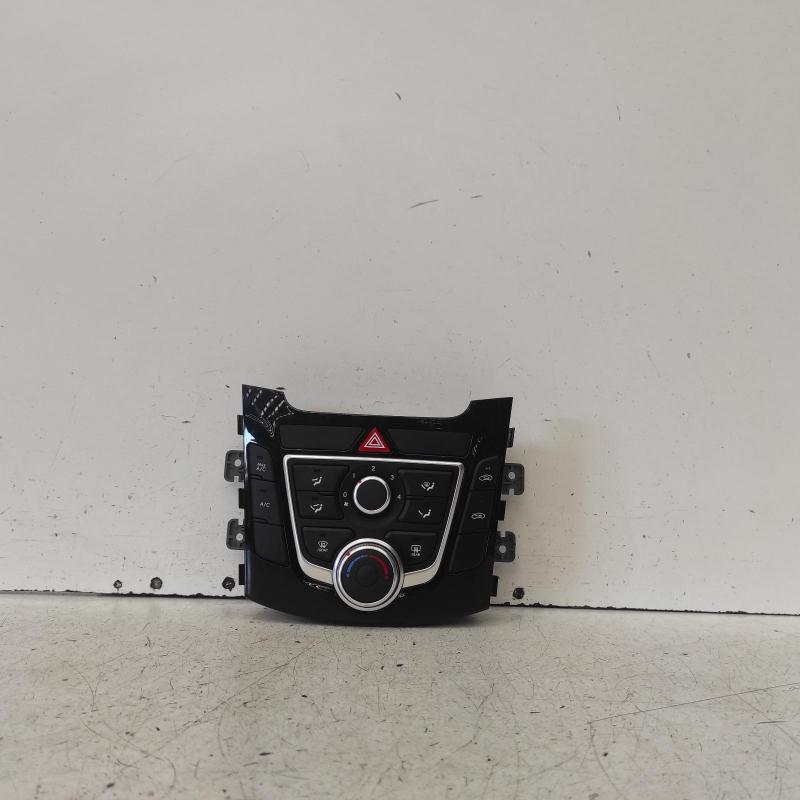 heater/aircon controls