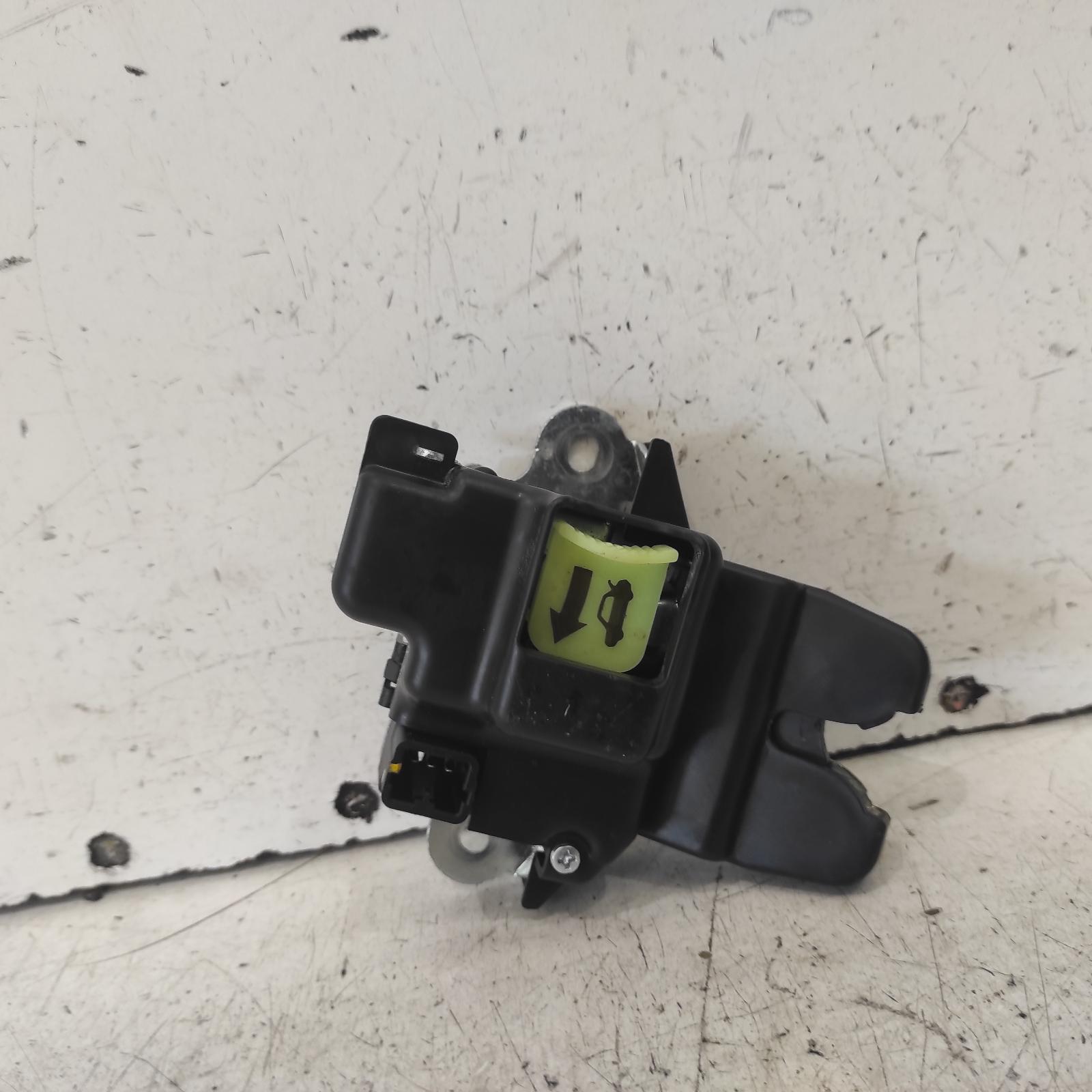 Elantra Door/boot/gate Lock 2011-2015 bootlid lock,md,03/11-11/15 00020986 #627080