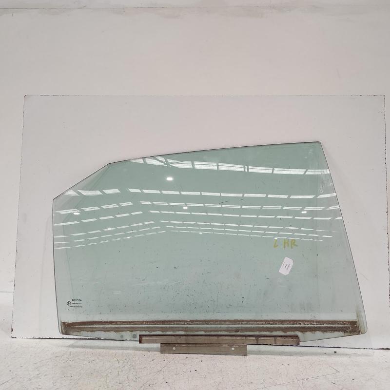 jendela pintu belakang kanan