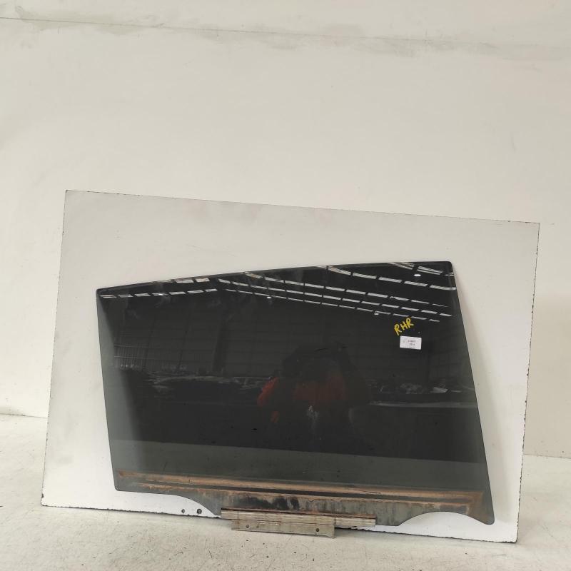 door window rear right