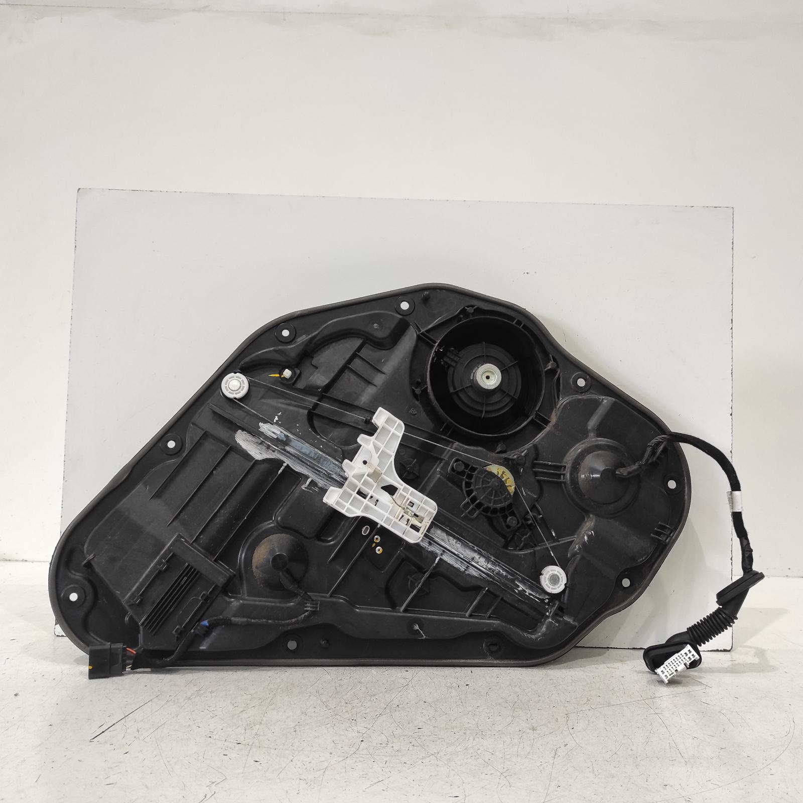 I30 Window Regulator/motor Rear Right 2012-2017 gd,hatch,door reg assy (reg and motor),(motor-2 pin),03/12-04/17 00021074 #627771