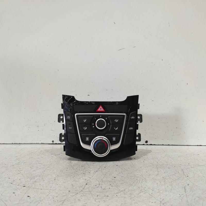 heater/aircon controls