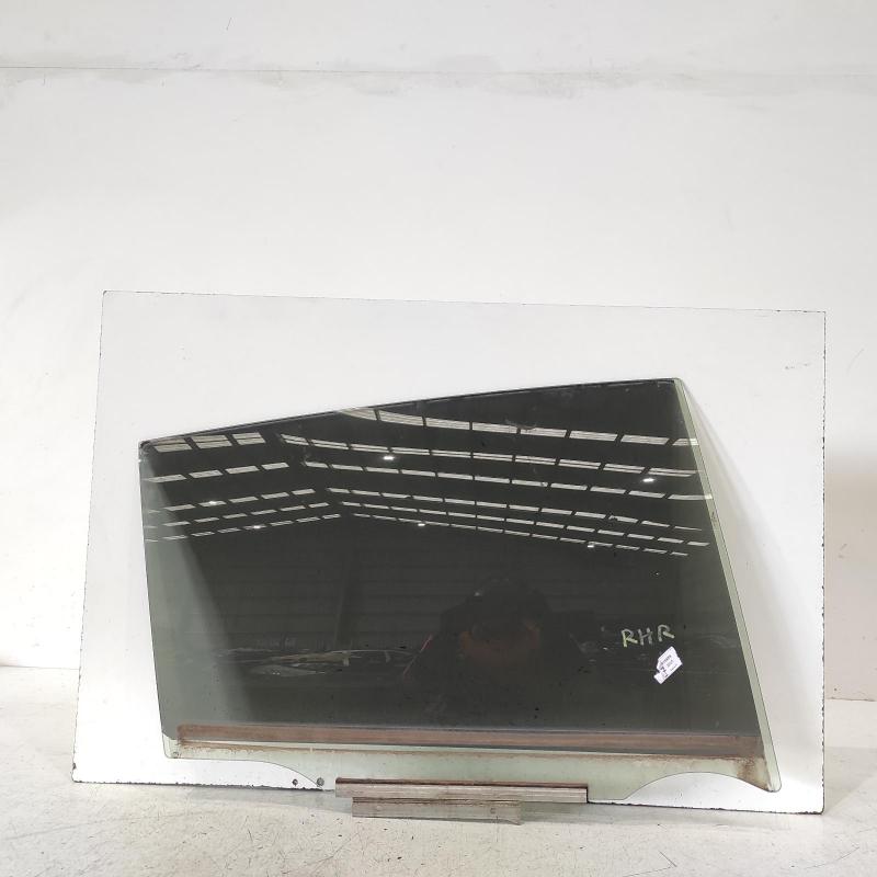 door window rear right