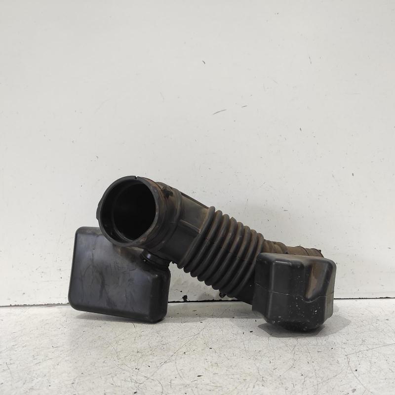 air cleaner duct/hose