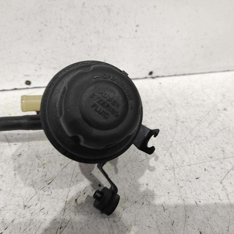 power steering reservoir