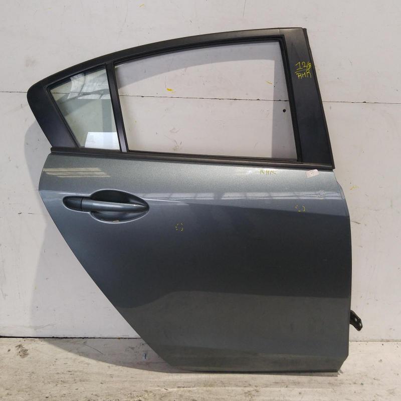 door/sliding rear right