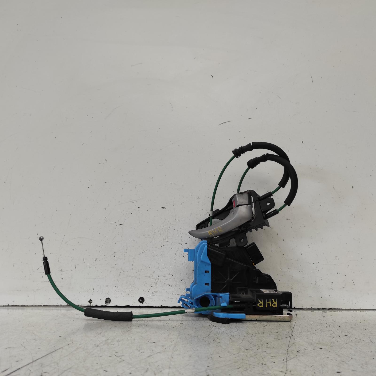 I30 Door/boot/gate Lock 2012-2017 right rear door lock,gd,5dr hatch,standard handle type,03/12-02/17 00020352 #628126