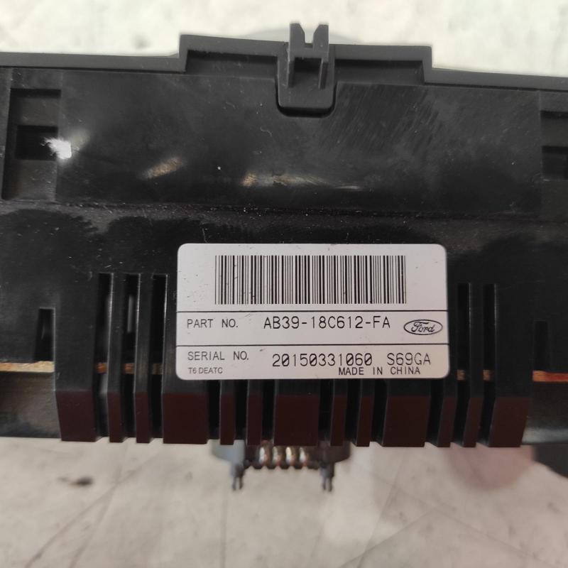 heater/aircon controls