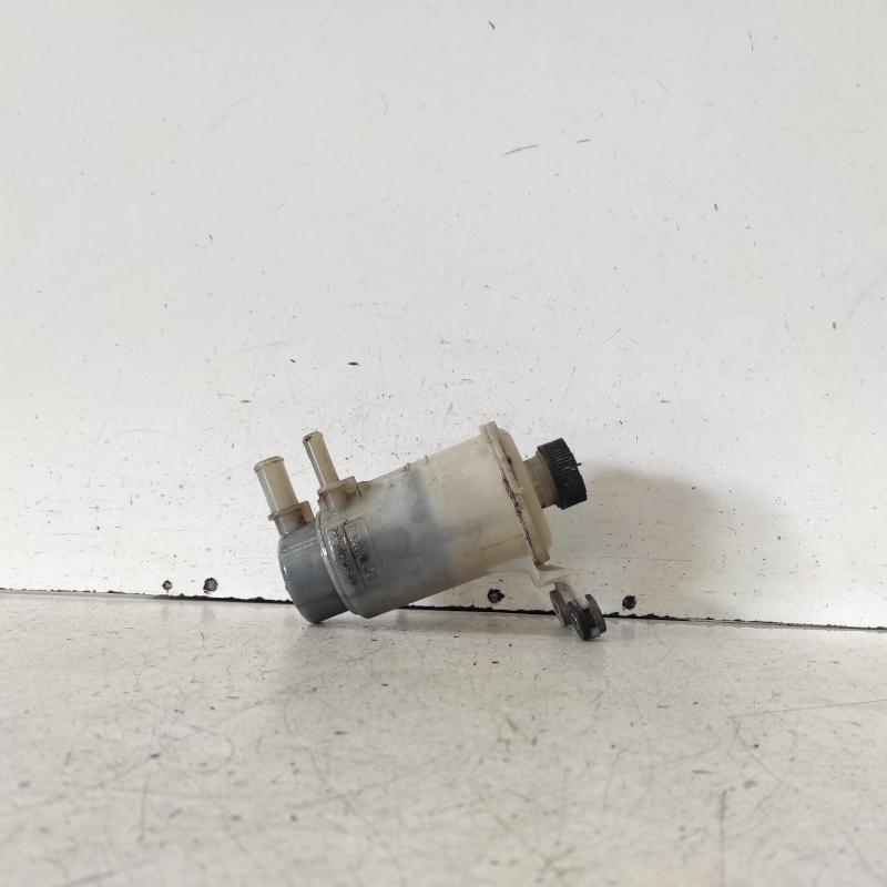 power steering reservoir