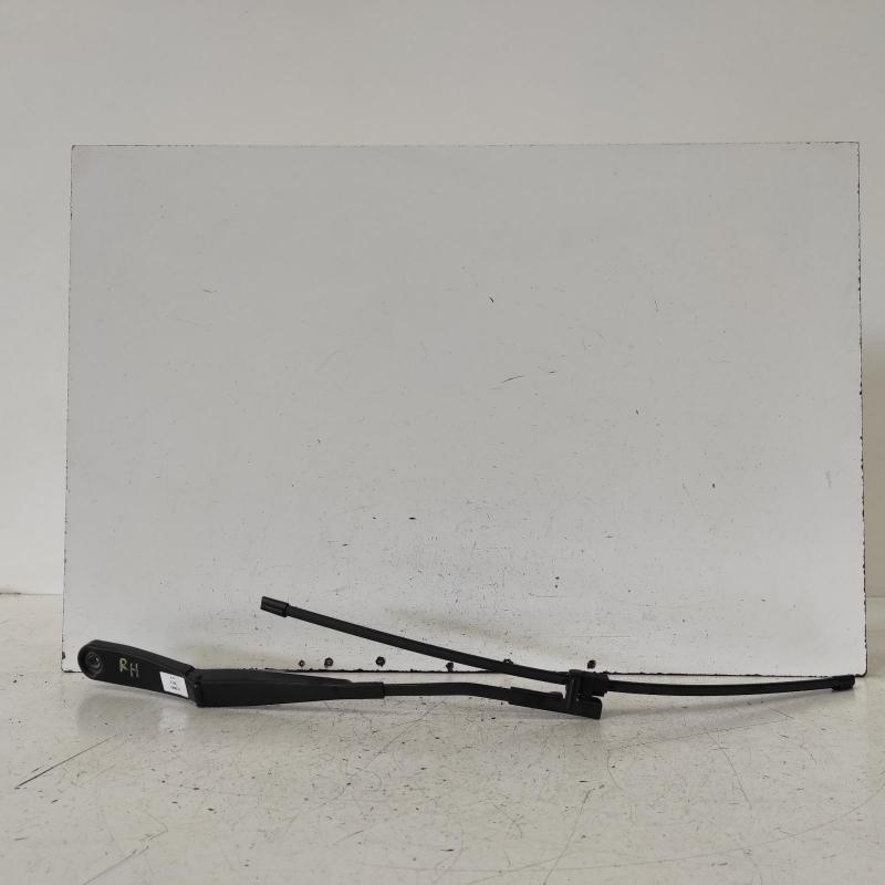 wiper arm