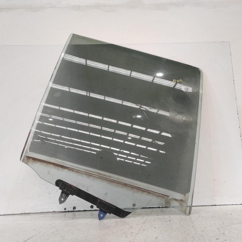 door window rear right