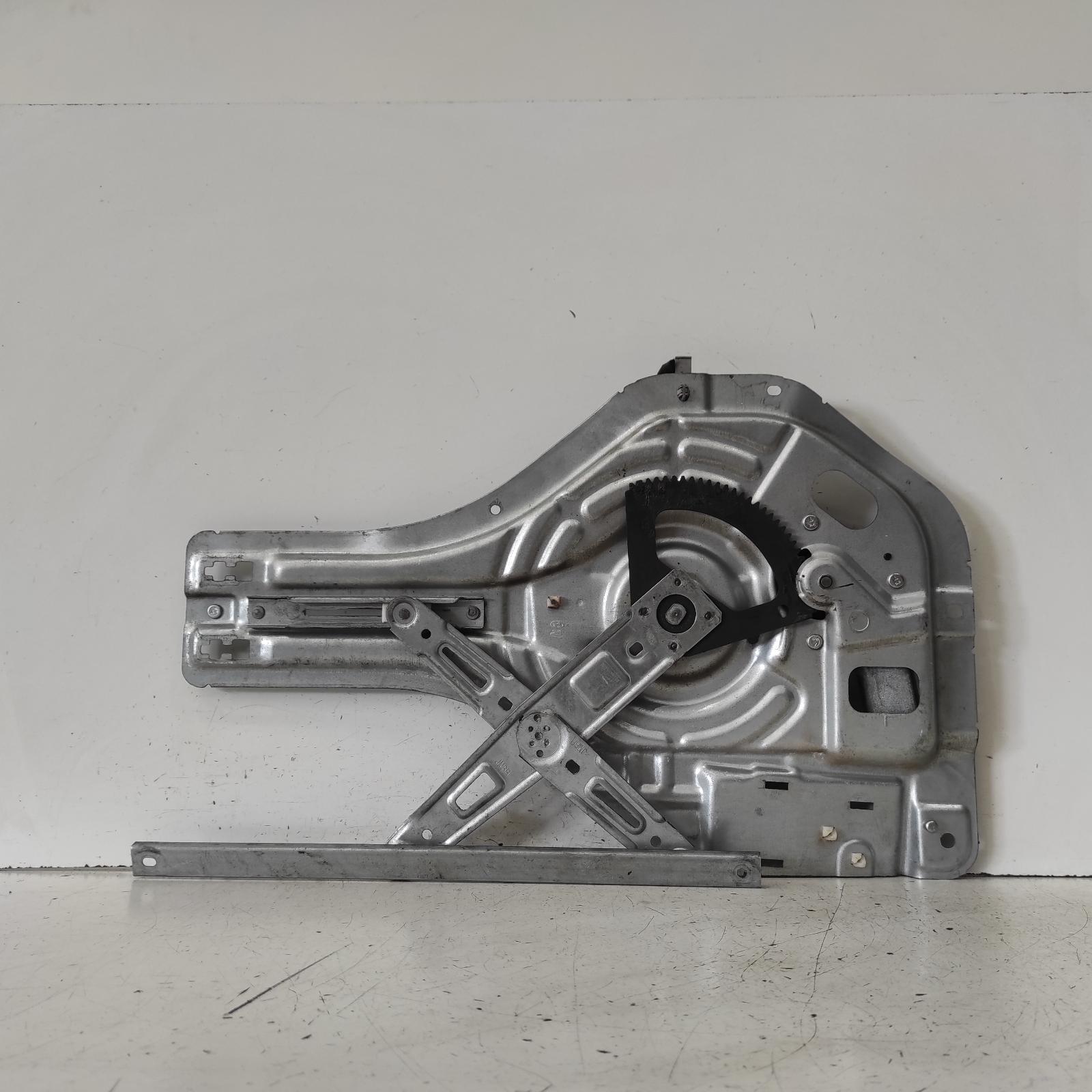 Tucson Window Regulator/motor Rear Right 2004-2010 jm,door reg assy (reg and motor),08/04-01/10 00021114 #629728