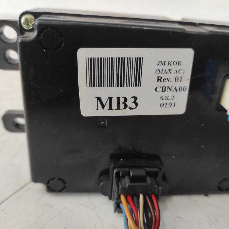 heater/aircon controls