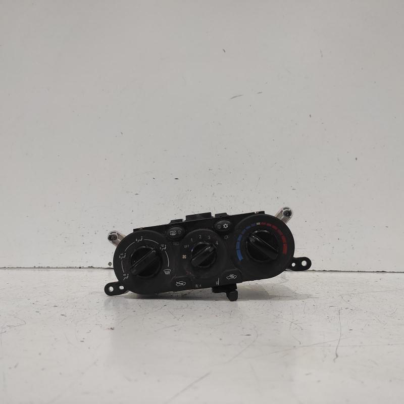 heater/aircon controls