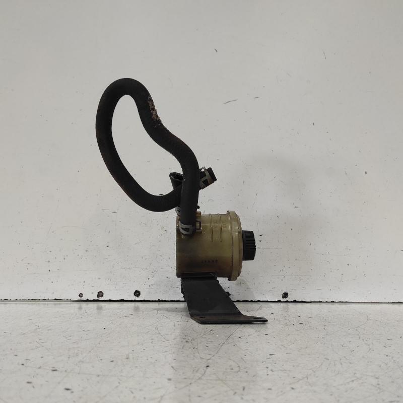 power steering reservoir