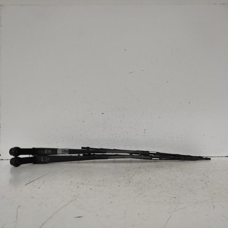 wiper arm