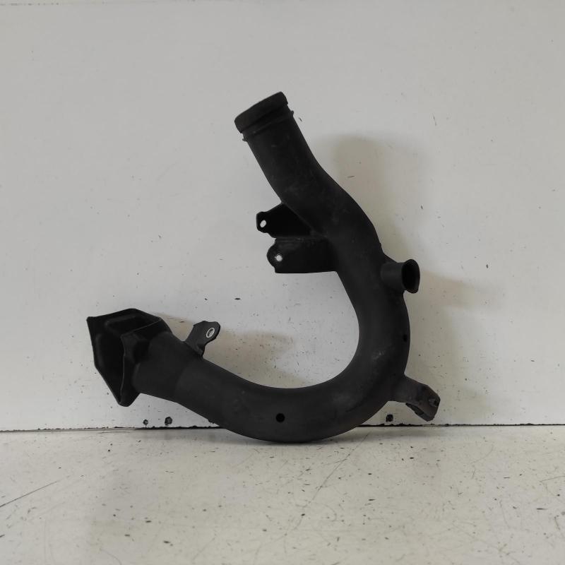 air cleaner duct/hose