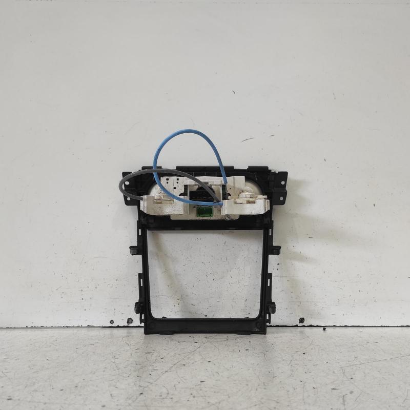 heater/aircon controls