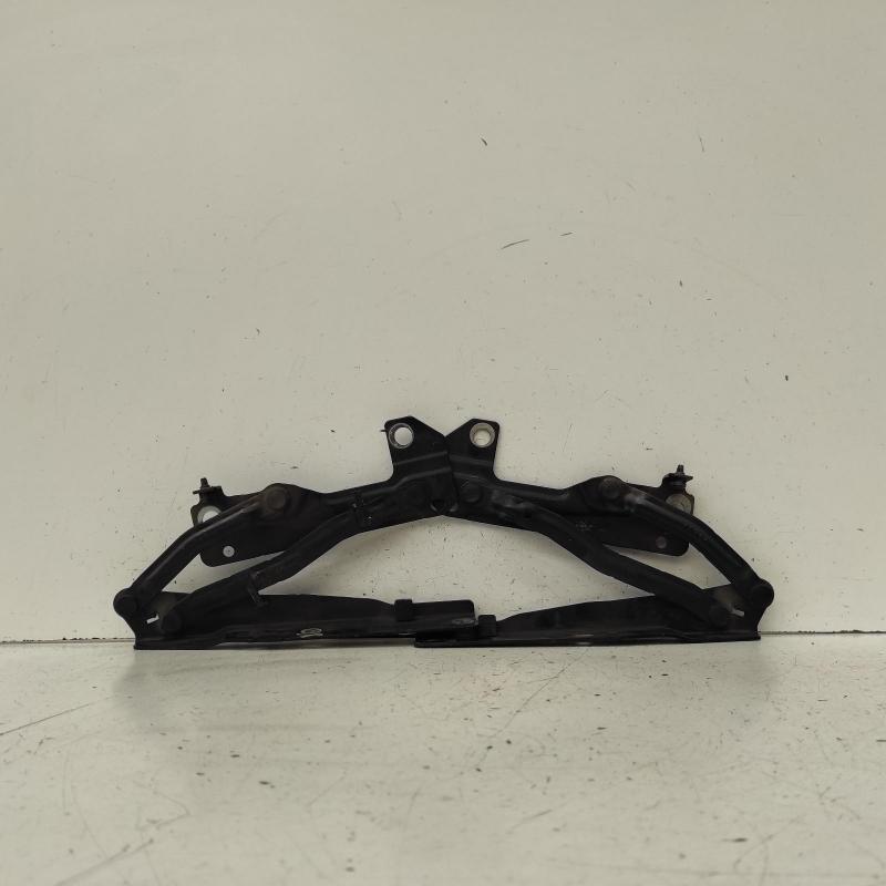 bonnet hinge/strut