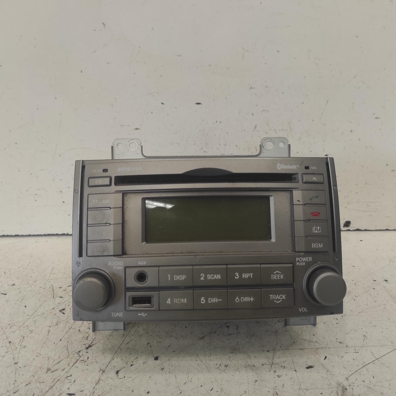 Iload/imax Stereo/head Unit 2010-2015 radio/cd player,tq,silver face,w/ bluetooth type,02/10-08/15 00021054 #631003