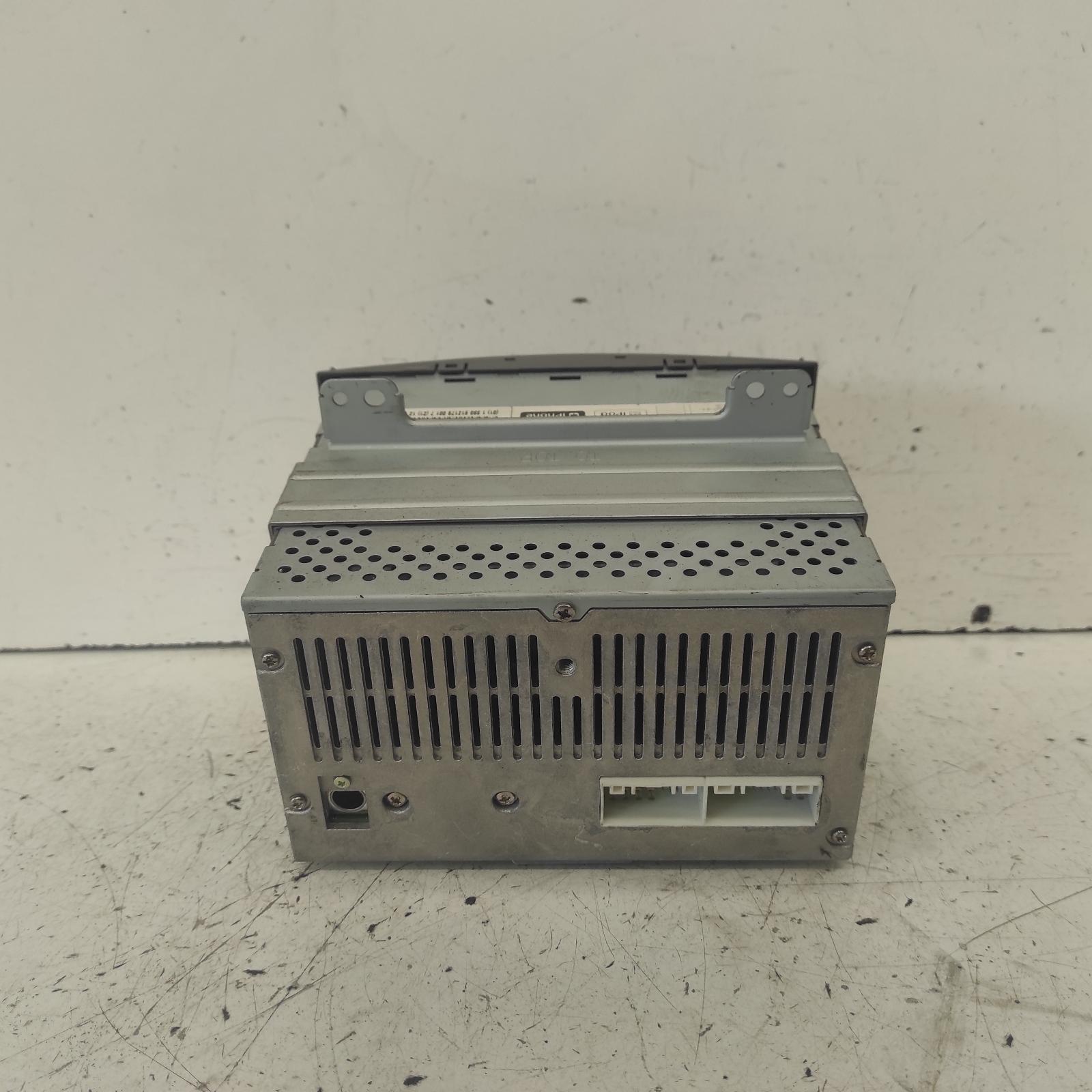 Iload/imax Stereo/head Unit 2010-2015 radio/cd player,tq,silver face,w/ bluetooth type,02/10-08/15 00021054 #631003