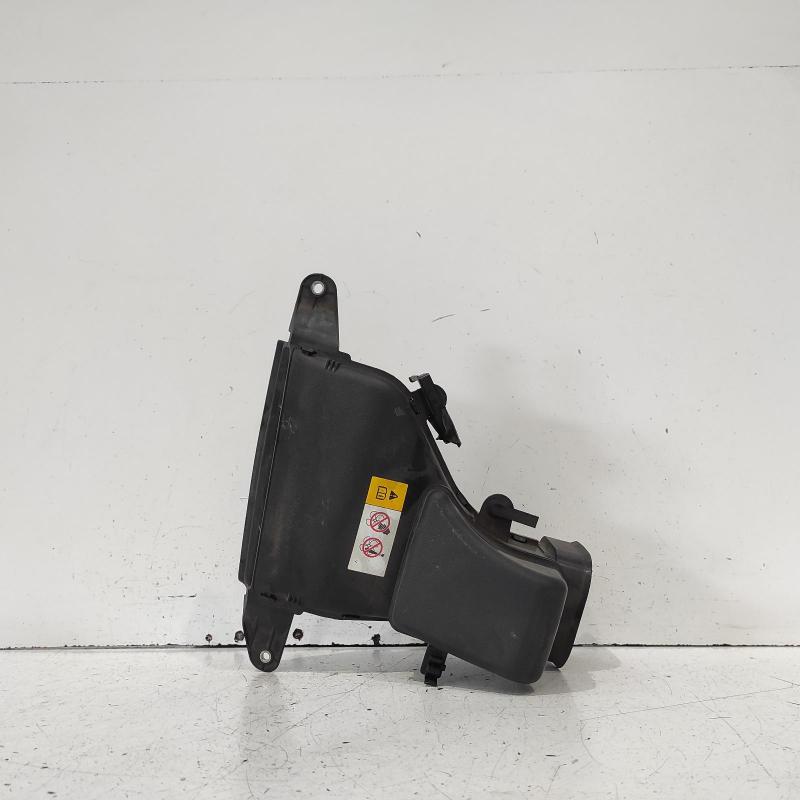 air cleaner duct/hose