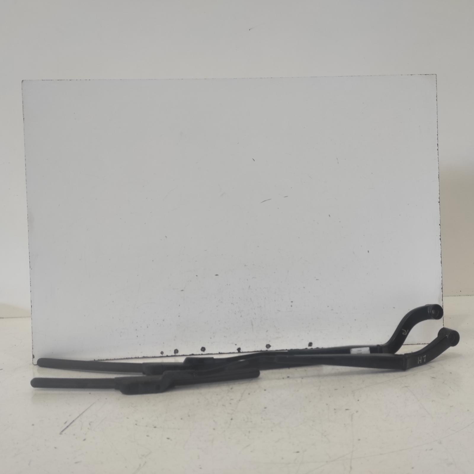 Bt50 Wiper Arm 2011-2020 front (pair),up-ur,10/11-06/20 00021143 #631151